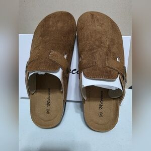 Milano Women's Tan Suede Mules